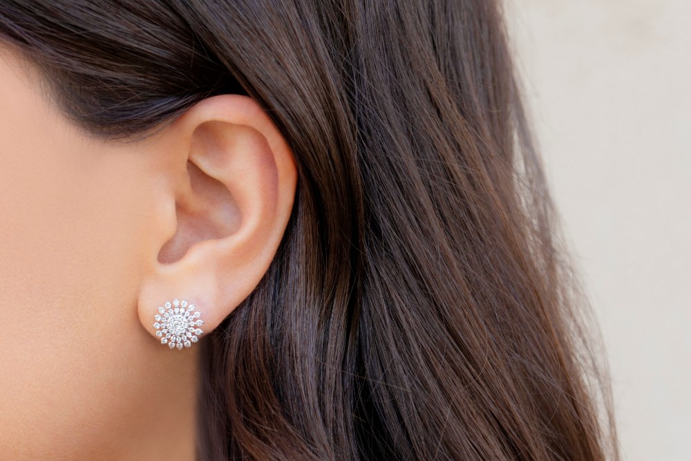 How to Shop for Earrings if You Have Sensitive Ears