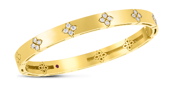 A Roberto Coin Verona bracelet features a traditional floral motif.