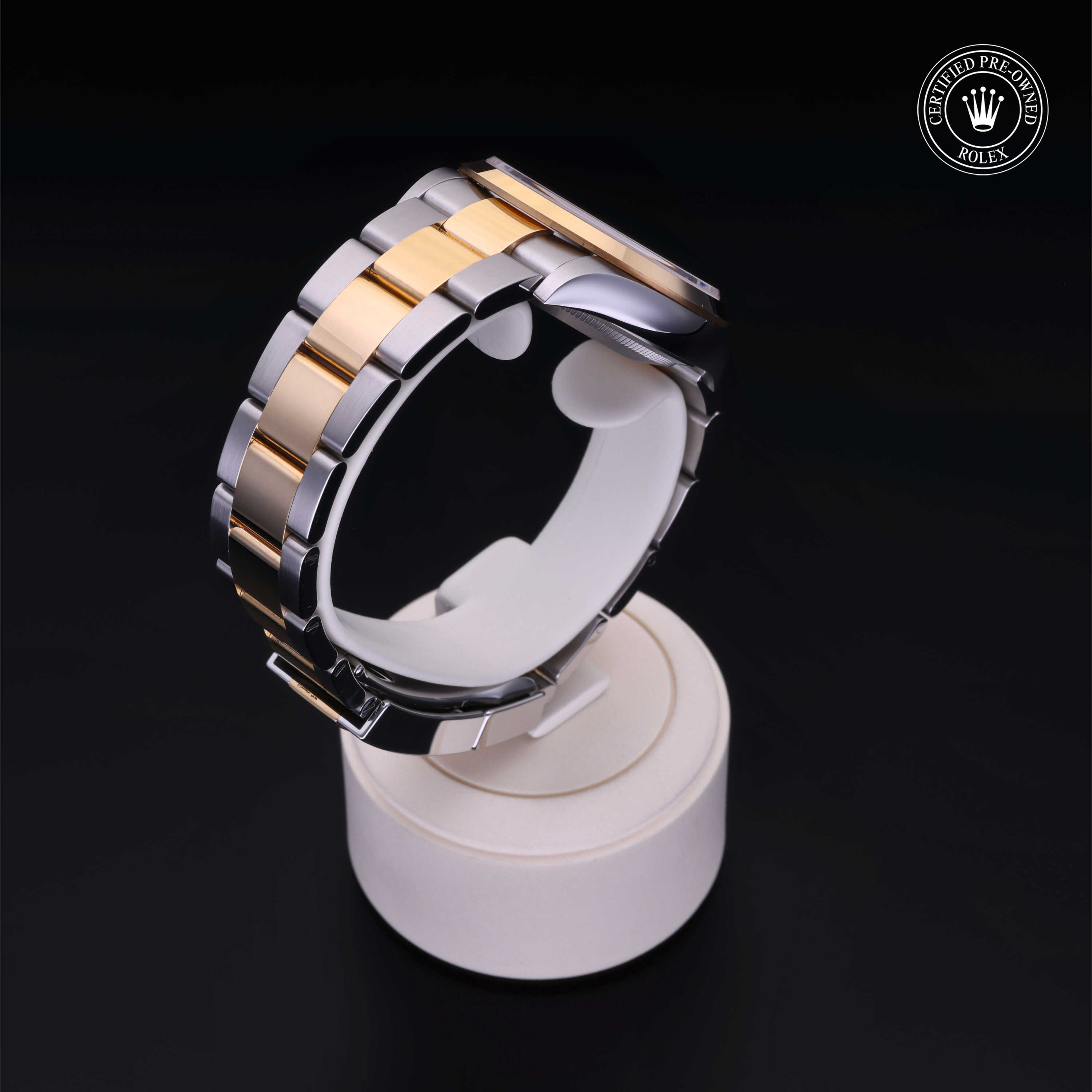 Rolex Explorer in Rolesor 18 Carat Yellow M124273-0001 at Benari Jewelers