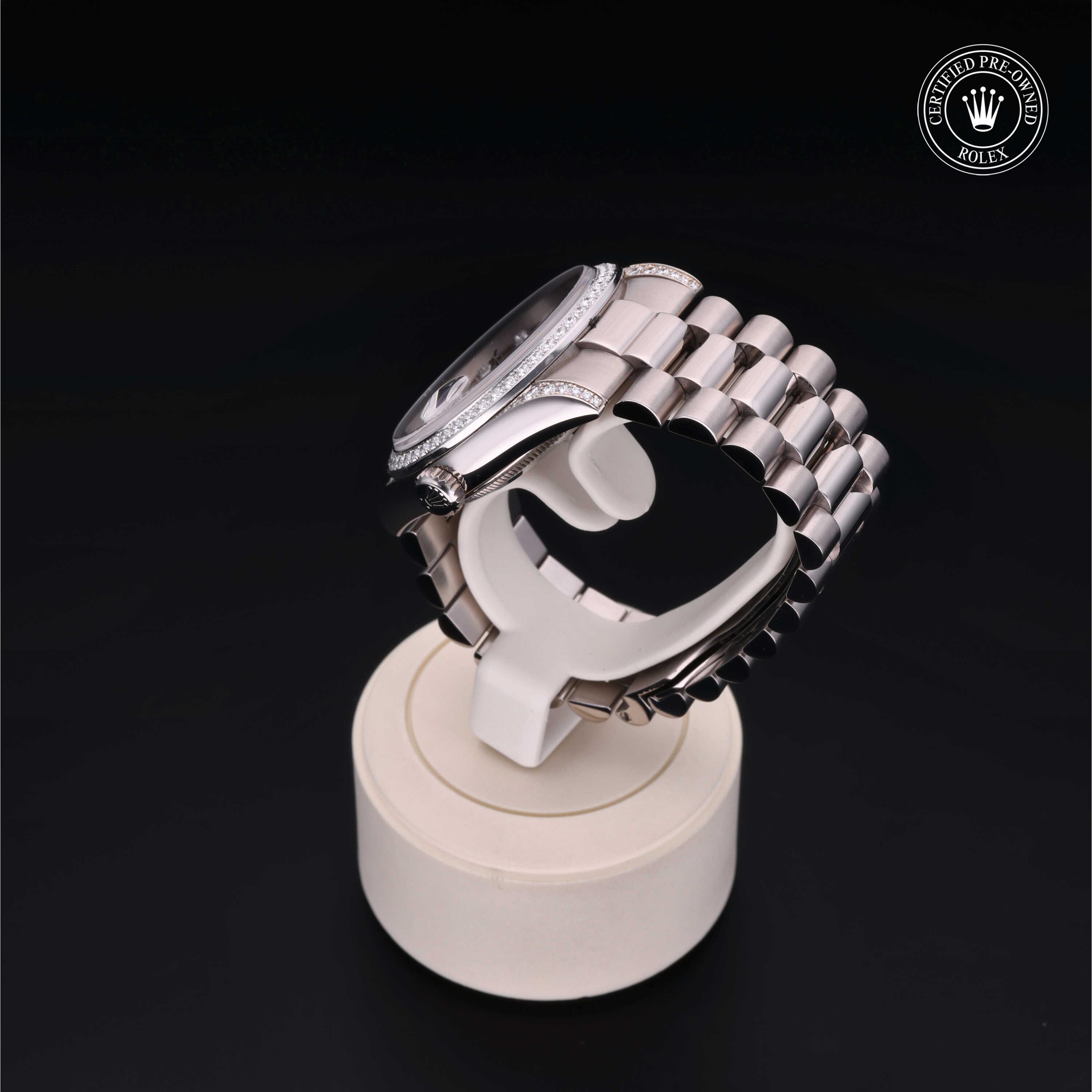 Rolex Day-Date in 18 ct white gold M118389-0010 at Benari Jewelers