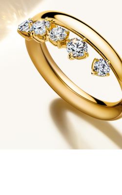 Fashion Rings at Benari