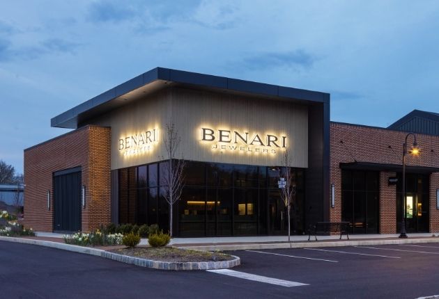 WHY BUY AT BENARI JEWELERS?